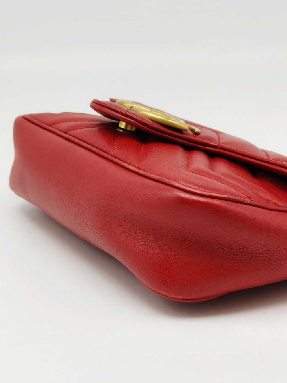 Gucci GG Marmont Super Mini Red Matelassé Chain Shoulder Bag - Picture 7 of 16